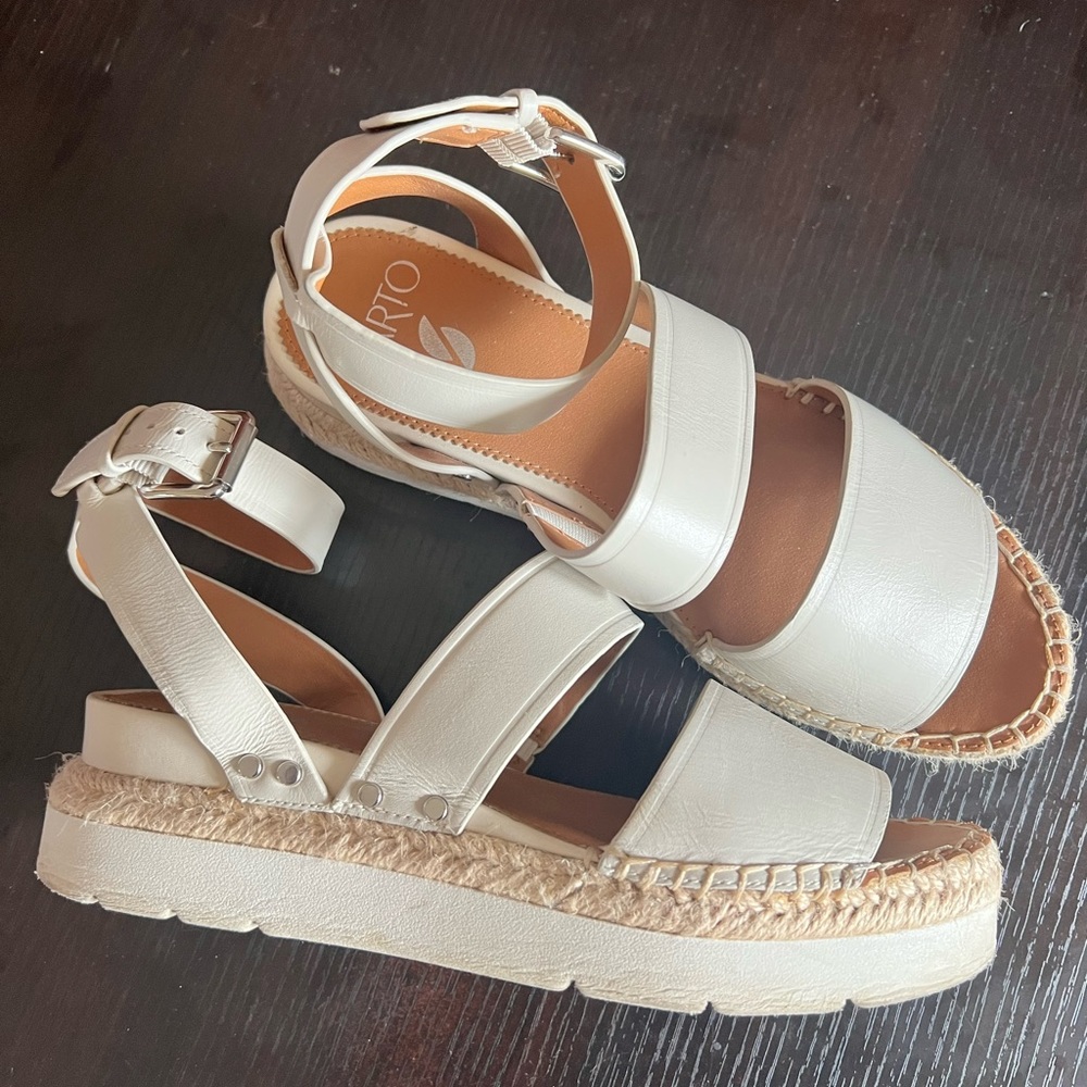 Franco sarto calvin putty sandals